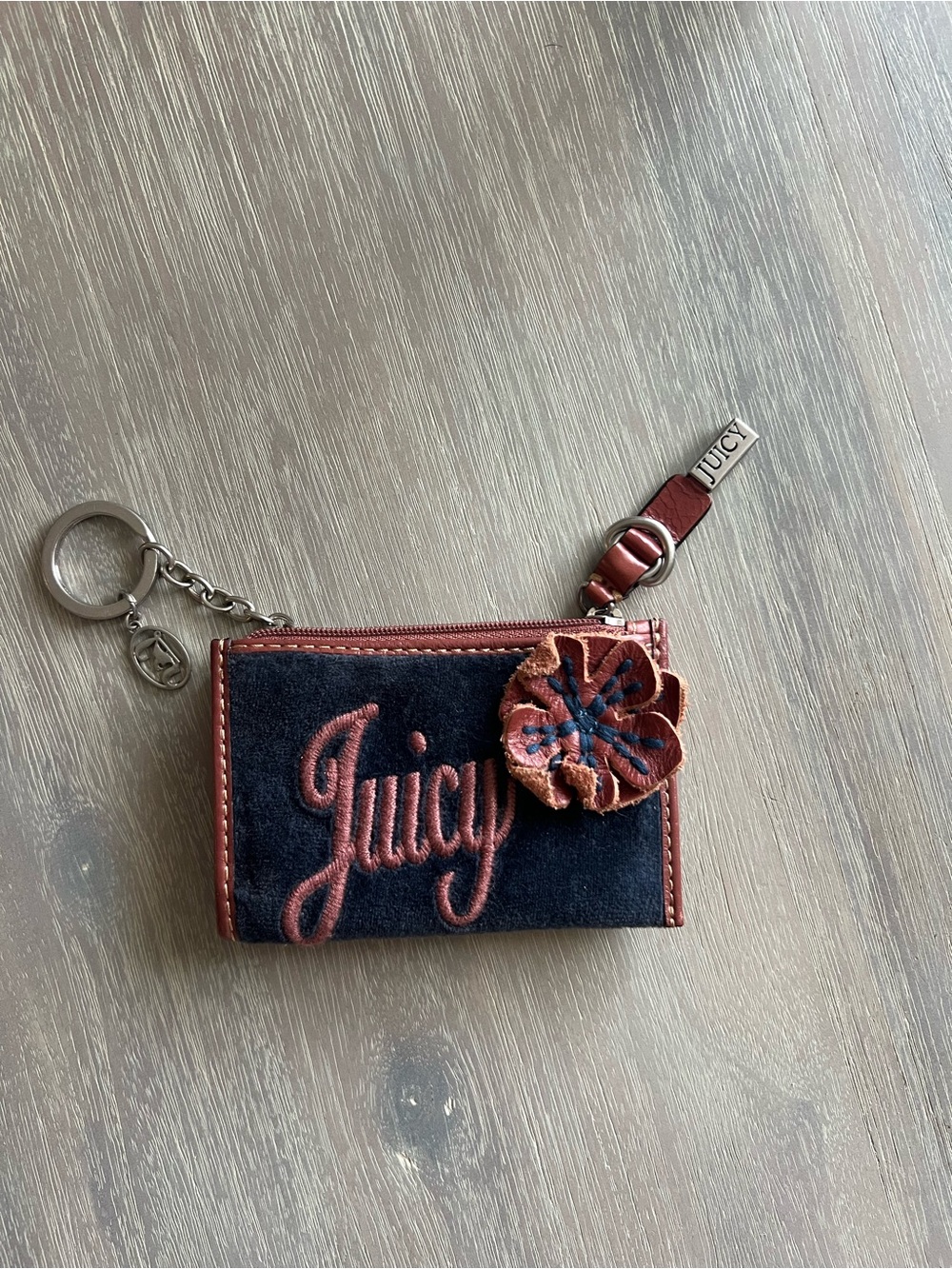 Vintage Juicy Couture Navy & Brown Floral Appliqué Key Card Wallet